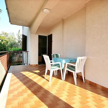 Apartment Ines Poreč Exterior foto